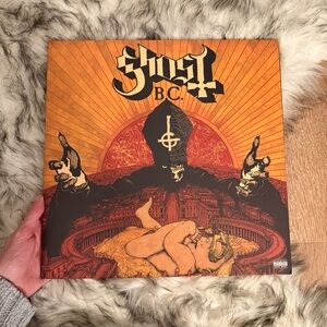 Ghost BC - Infestissumam Vinyl red variant 
In like new condition